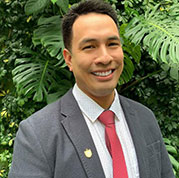 roberto-flores roberto-flores